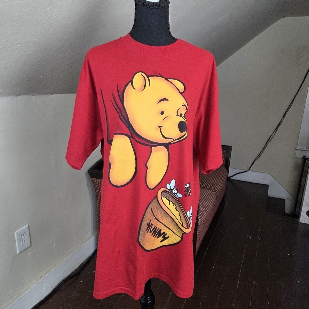 Disney Winnie the Pooh T-Shirt Red Full Graphic Front & Back Mickey Inc  Size L